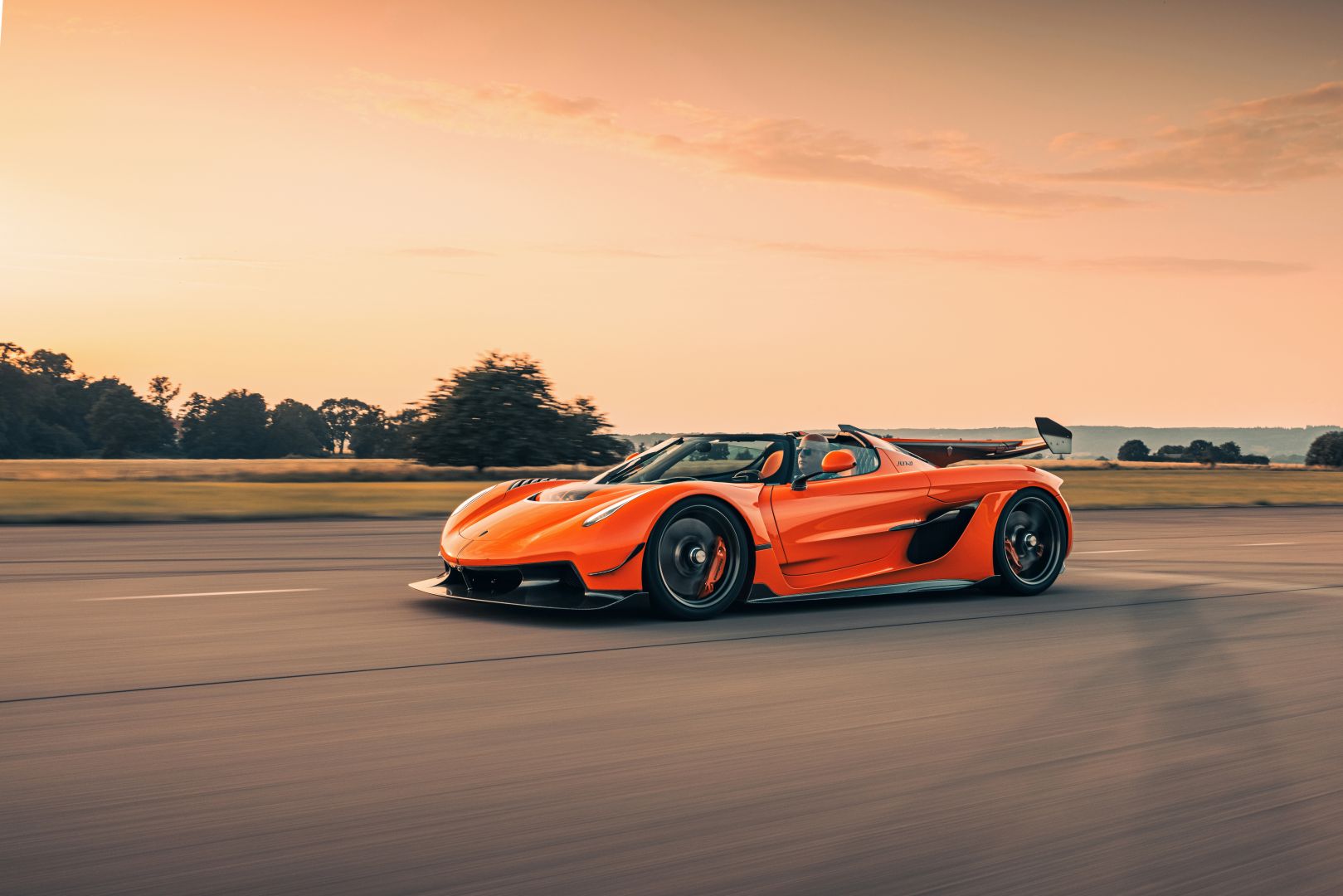 Koenigsegg Jesko: “Sommarens Kung” tar bilvärlden med storm