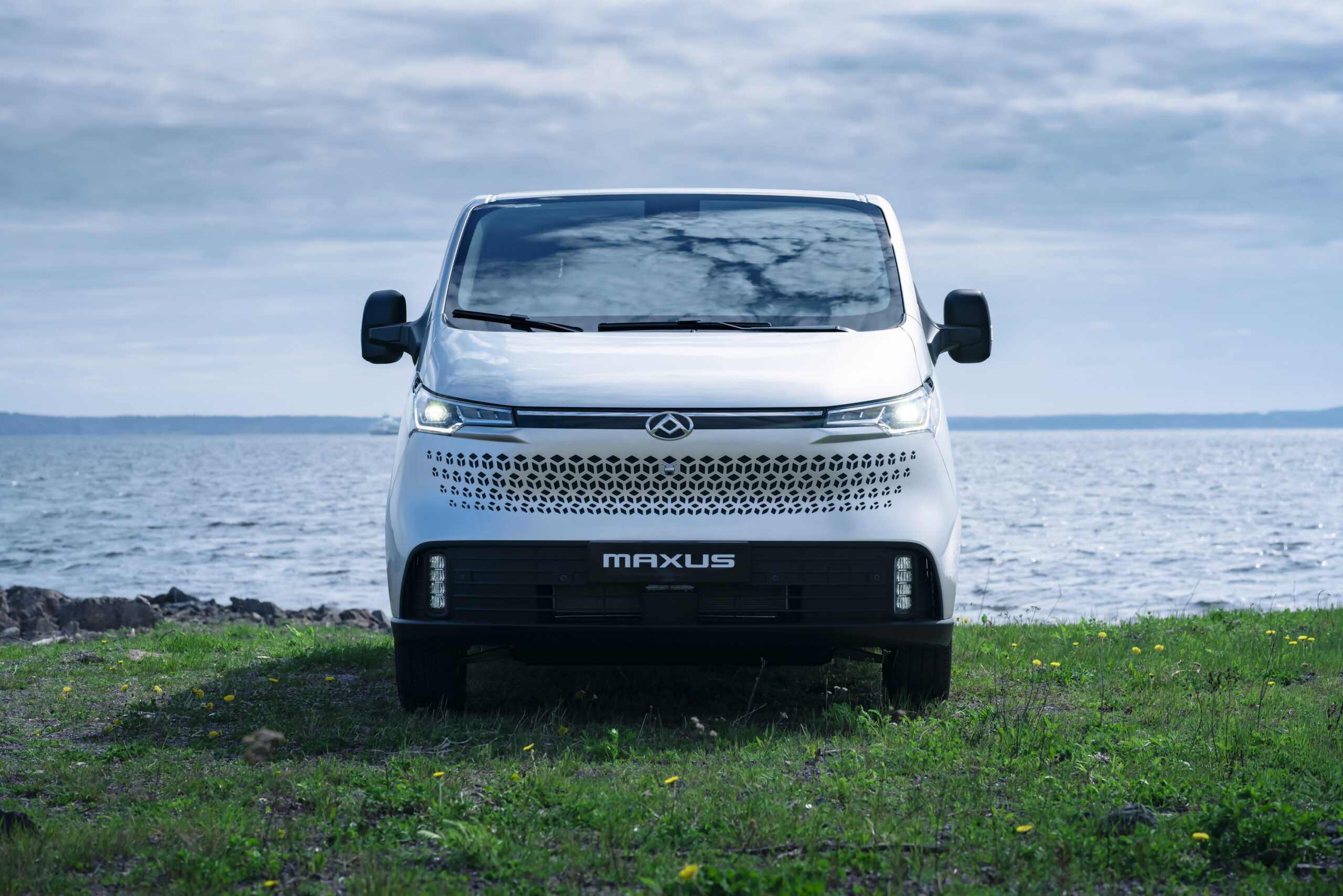 Nylanserade Maxus E-Deliver 7 – Ultimata arbetsbilen med fyrhjulsdrift sätter ny standard för elektriska arbetsfordon!